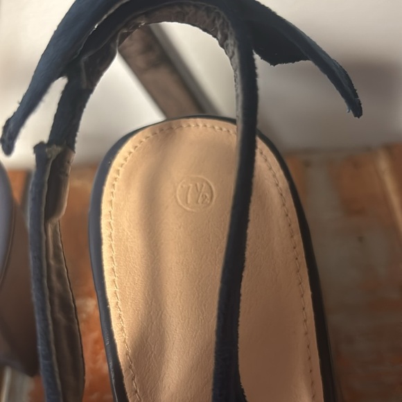 Elegant Blue Suede Women's Dress Shoes - Picture 7 of 9